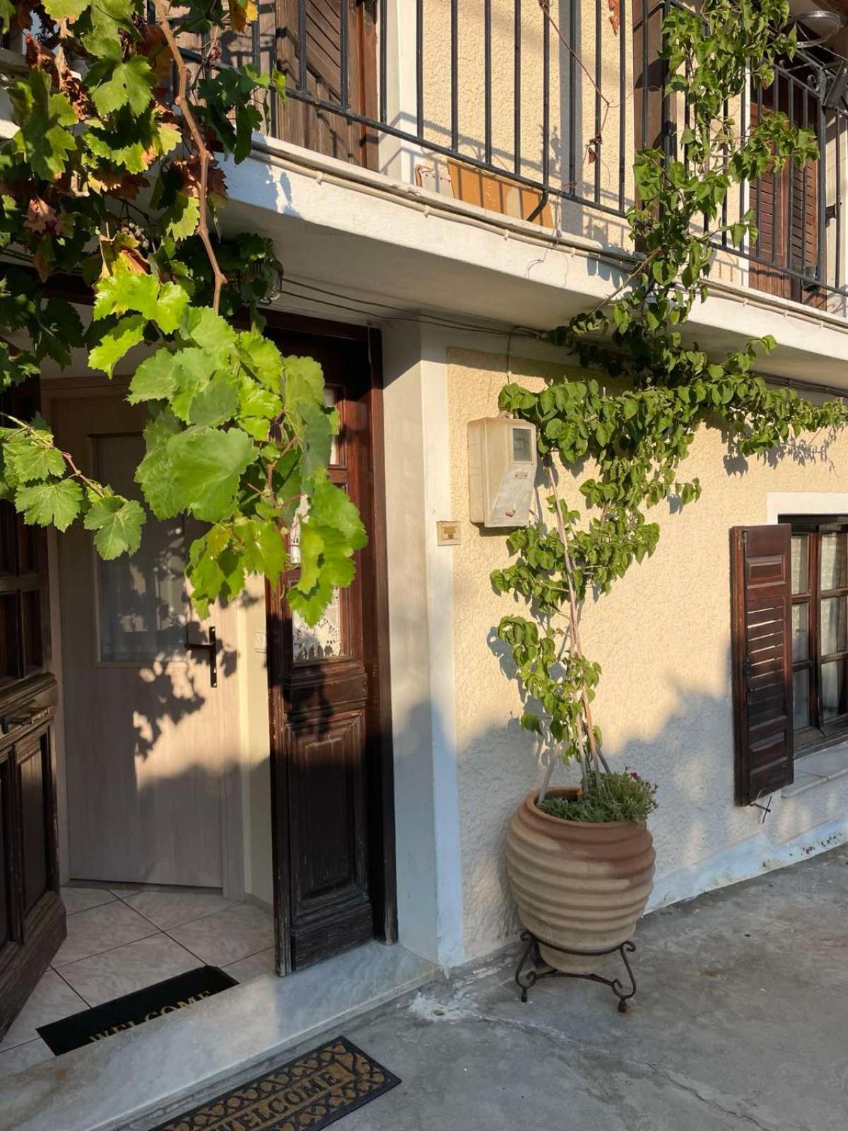 Katerinas Apartmens Skiathos Exterior foto